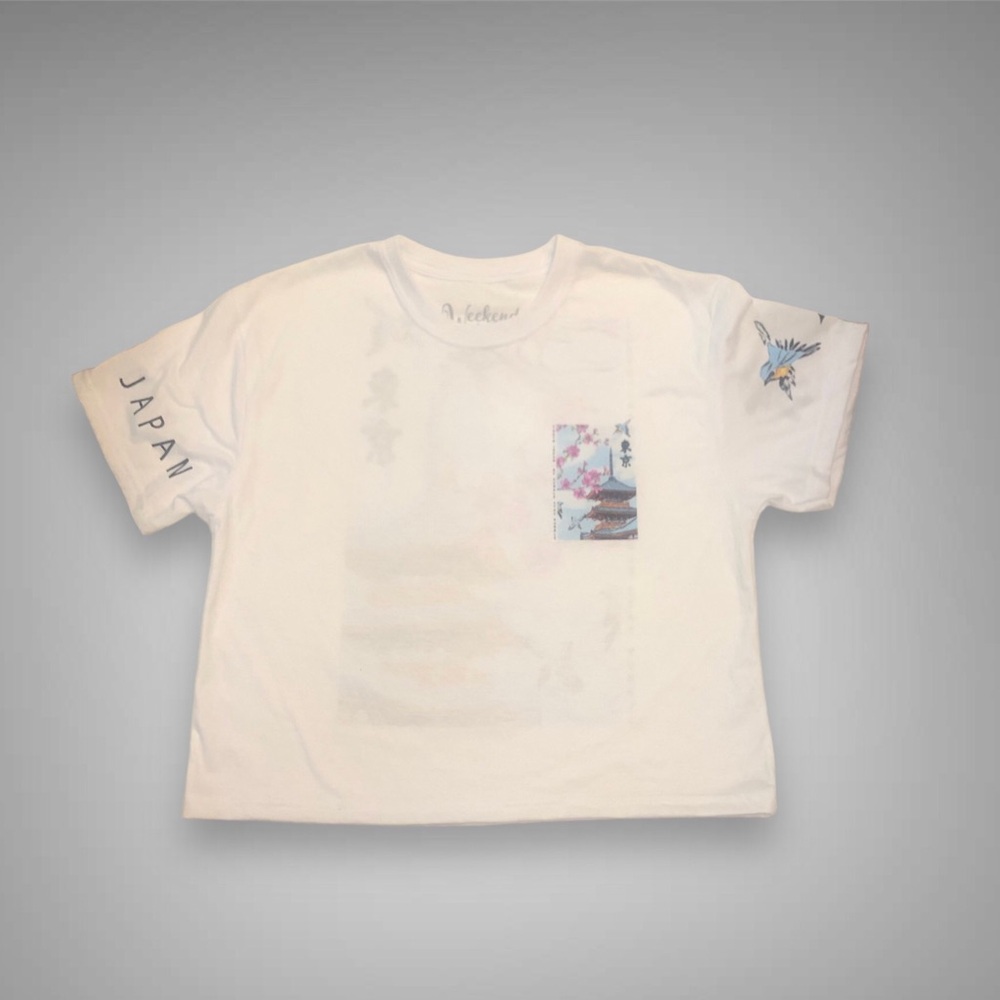 Weekend Warrior Tokyo Japan Cropped Graphic T Shirt Medium NWT